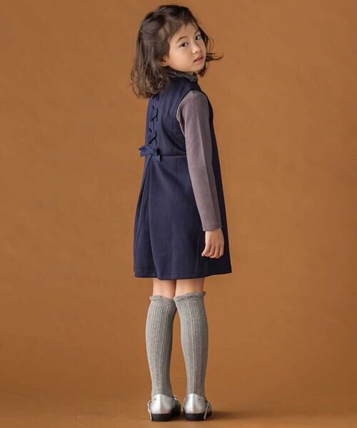 BeBe Petits Pois Vert / ベベ プチ ポワ ヴェール ミニ丈・ひざ丈ワンピース | 【店舗限定】ポンチバック編み上げジャンパースカート(95~150cm) | 詳細14