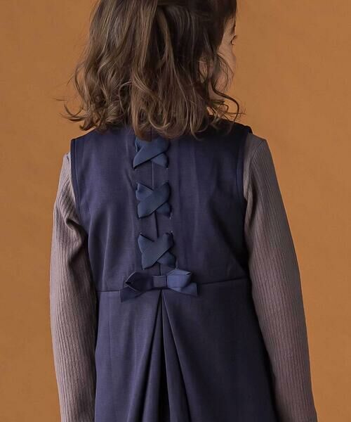 BeBe Petits Pois Vert / ベベ プチ ポワ ヴェール ミニ丈・ひざ丈ワンピース | 【店舗限定】ポンチバック編み上げジャンパースカート(95~150cm) | 詳細15