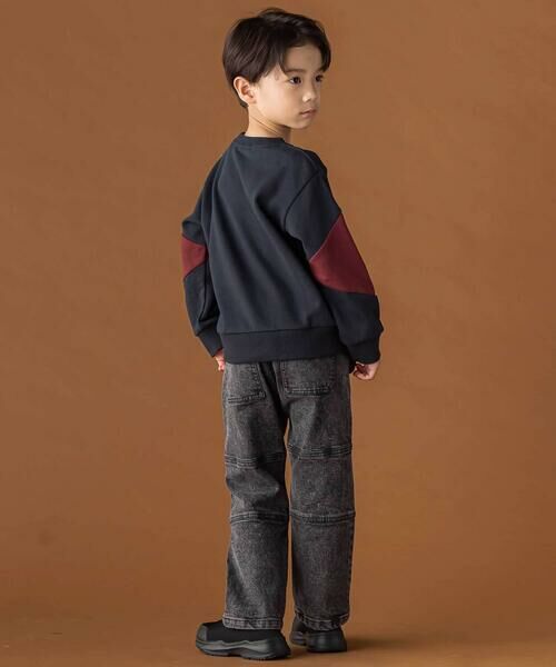 BeBe Petits Pois Vert / ベベ プチ ポワ ヴェール スウェット | 【店舗限定】裏毛配色切り替えフロッキープリントトレーナー(95~160cm) | 詳細8