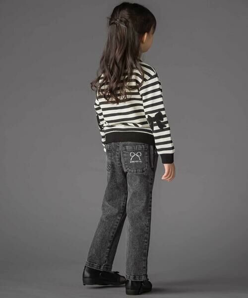 BeBe Petits Pois Vert / ベベ プチ ポワ ヴェール デニムパンツ | 【店舗限定】フリルストレッチデニムロングパンツ(95~150cm) | 詳細2