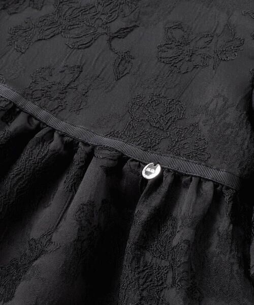 BeBe Petits Pois Vert / ベベ プチ ポワ ヴェール ミニ丈・ひざ丈ワンピース | 【お揃い】花刺しゅうジャガードワンピース+リブタートル2点セット(95~150cm) | 詳細7