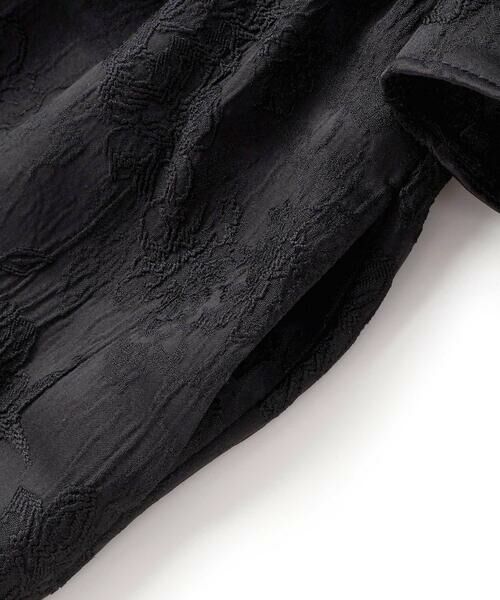 BeBe Petits Pois Vert / ベベ プチ ポワ ヴェール ミニ丈・ひざ丈ワンピース | 【お揃い】花刺しゅうジャガードワンピース+リブタートル2点セット(95~150cm) | 詳細8