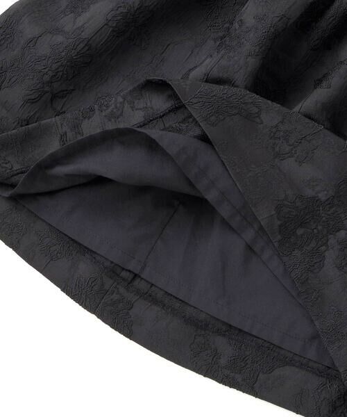 BeBe Petits Pois Vert / ベベ プチ ポワ ヴェール ミニ丈・ひざ丈ワンピース | 【お揃い】花刺しゅうジャガードワンピース+リブタートル2点セット(95~150cm) | 詳細11