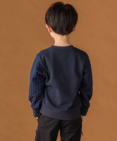 BeBe Petits Pois Vert / ベベ プチ ポワ ヴェール スウェット | 【店舗限定】裏毛×袖キルトジャガードトレーナー(95~160cm) | 詳細2