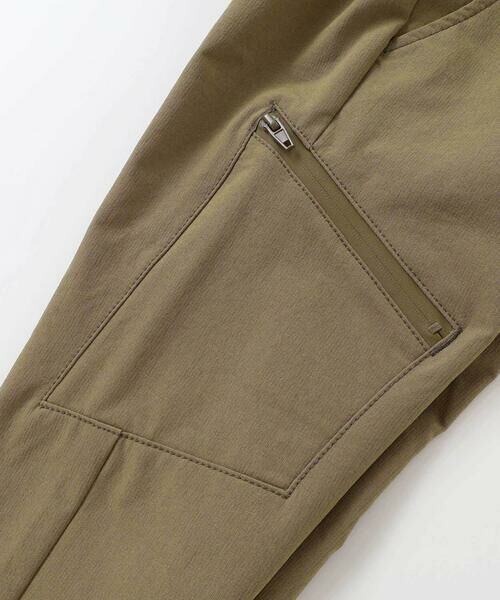 BeBe Petits Pois Vert / ベベ プチ ポワ ヴェール チノ・ワークパンツ | 【店舗限定】NPUジョガーパンツ(95~160cm) | 詳細13