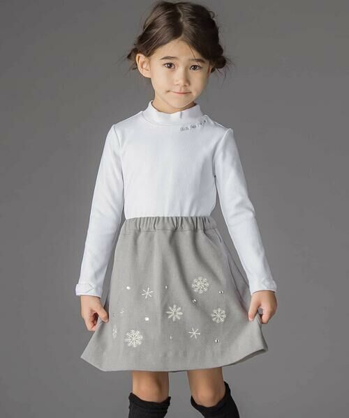 BeBe Petits Pois Vert / ベベ プチ ポワ ヴェール その他パンツ | 雪刺しゅう+ラインストーンスカート(100~150cm) | 詳細2