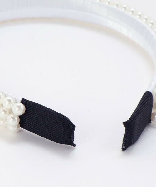 BeBe Petits Pois Vert / ベベ プチ ポワ ヴェール カチューシャ・カチューム・その他 | 【店舗限定】3連パールカチューシャ | 詳細4