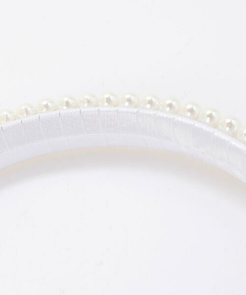 BeBe Petits Pois Vert / ベベ プチ ポワ ヴェール カチューシャ・カチューム・その他 | 【店舗限定】3連パールカチューシャ | 詳細5