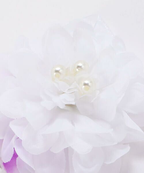 BeBe Petits Pois Vert / ベベ プチ ポワ ヴェール ブローチ・コサージュ | 【店舗限定】フラワーブーケコサージュ | 詳細5