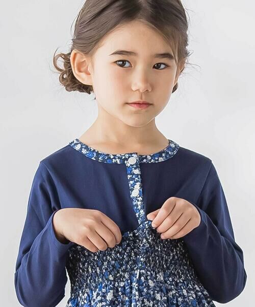 BeBe Petits Pois Vert / ベベ プチ ポワ ヴェール ミニ丈・ひざ丈ワンピース | 天竺+小花シャーリング長袖ワンピース(95~150cm) | 詳細15