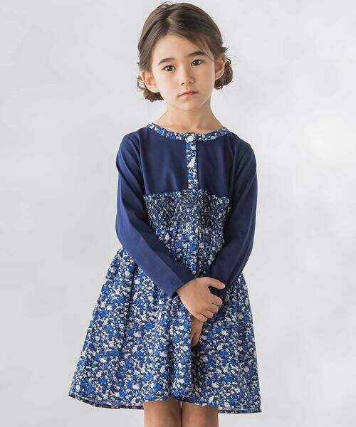 BeBe Petits Pois Vert / ベベ プチ ポワ ヴェール ミニ丈・ひざ丈ワンピース | 天竺+小花シャーリング長袖ワンピース(95~150cm)（ネイビー系）