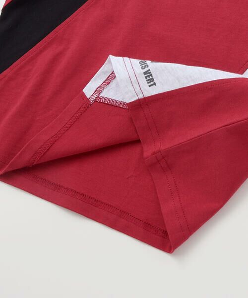 BeBe Petits Pois Vert / ベベ プチ ポワ ヴェール Tシャツ | ダイナミック斜め切り替えロゴTシャツ(95~150cm) | 詳細11