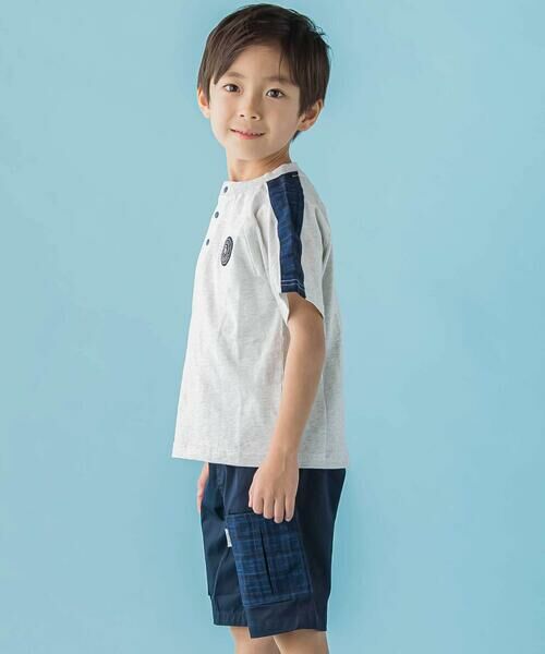 BeBe Petits Pois Vert / ベベ プチ ポワ ヴェール その他トップス | 【店舗限定】チェック切り替えトップス＋ショートパンツセットアップ(95〜150cm) | 詳細2