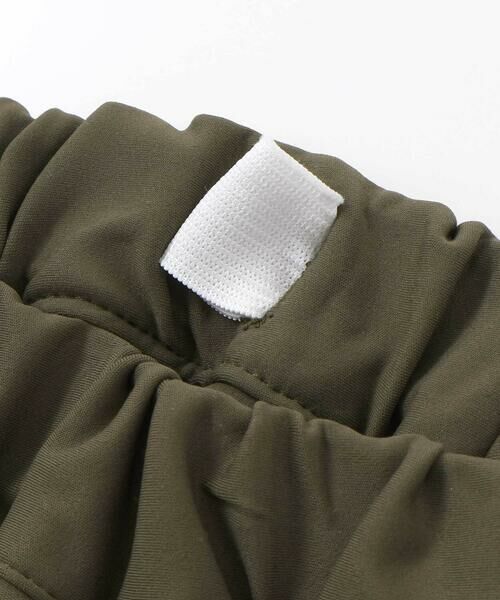 BeBe Petits Pois Vert / ベベ プチ ポワ ヴェール ショート・ハーフ・半端丈パンツ | 【店舗限定】バック三角ポイント切替ショートパンツ(95〜150cm) | 詳細16