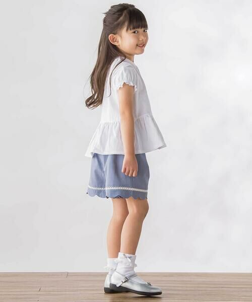 BeBe Petits Pois Vert / ベベ プチ ポワ ヴェール Tシャツ | 【店舗限定】レースタックフレア天竺半袖Tシャツ(95〜150cm) | 詳細3