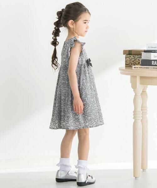 BeBe Petits Pois Vert / ベベ プチ ポワ ヴェール ミニ丈・ひざ丈ワンピース | 刺しゅうワンピース(95~150cm) | 詳細7