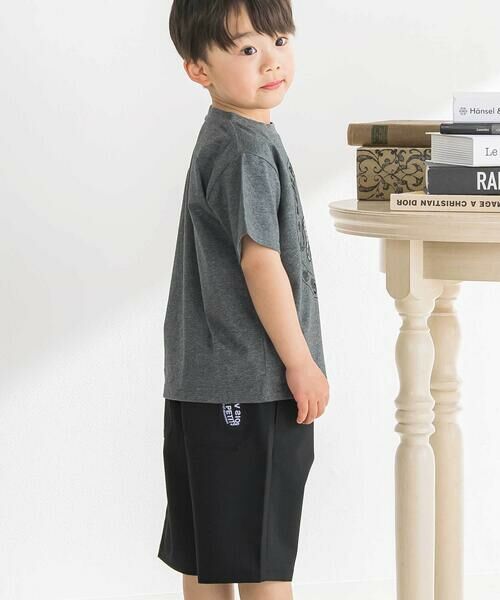 BeBe Petits Pois Vert / ベベ プチ ポワ ヴェール ショート・ハーフ・半端丈パンツ | ラインテープ入りショートパンツ(95~160cm) | 詳細2