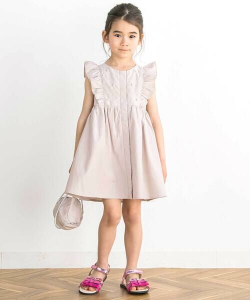 BeBe Petits Pois Vert / ベベ プチ ポワ ヴェール その他トップス | 【店舗限定】パール付きフリルショルダー ギャザーワンピース+ポシェットセット(95〜150cm) | 詳細21