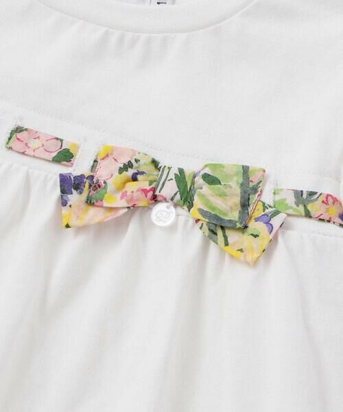 BeBe Petits Pois Vert / ベベ プチ ポワ ヴェール その他トップス | 【店舗限定】フラワーリボンフリルトップス＆ショートパンツセット(95〜150cm) | 詳細15