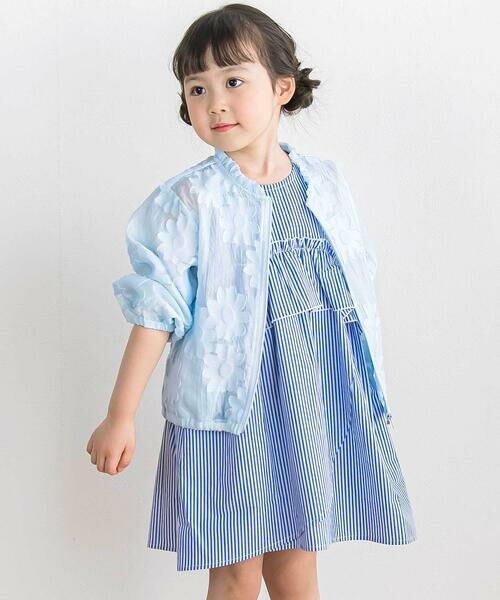 BeBe Petits Pois Vert / ベベ プチ ポワ ヴェール ブルゾン | 【店舗限定】花柄シアーライトブルゾン(95〜160cm) | 詳細17