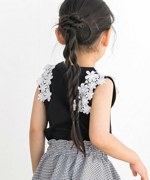 BeBe Petits Pois Vert / ベベ プチ ポワ ヴェール Tシャツ | 【店舗限定】フラワーレース ノースリーブトップス(95〜160cm) | 詳細16