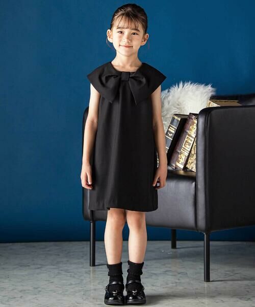 BeBe Petits Pois Vert / ベベ プチ ポワ ヴェール ミニ丈・ひざ丈ワンピース | フロントリボンタックジャンパースカート(95~160cm) | 詳細2