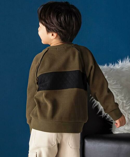 BeBe Petits Pois Vert / ベベ プチ ポワ ヴェール スウェット | ニットリブ&キルト切り替えラグラントレーナー(95~150cm) | 詳細9
