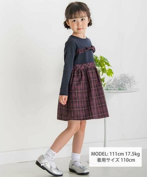 BeBe Petits Pois Vert / ベベ プチ ポワ ヴェール ミニ丈・ひざ丈ワンピース | 【店舗限定】リブ+チェックドッキング長袖ワンピース(95~150cm) | 詳細1
