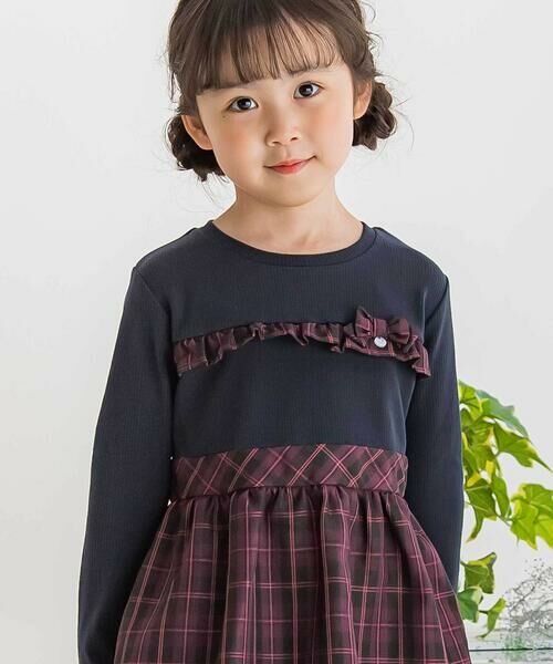 BeBe Petits Pois Vert / ベベ プチ ポワ ヴェール ミニ丈・ひざ丈ワンピース | 【店舗限定】リブ+チェックドッキング長袖ワンピース(95~150cm) | 詳細2