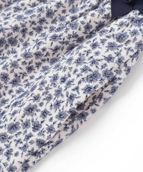 BeBe Petits Pois Vert / ベベ プチ ポワ ヴェール ミニ丈・ひざ丈ワンピース | 【店舗限定】リブ+ネル花柄ドッキング長袖ワンピース(95~150cm) | 詳細9