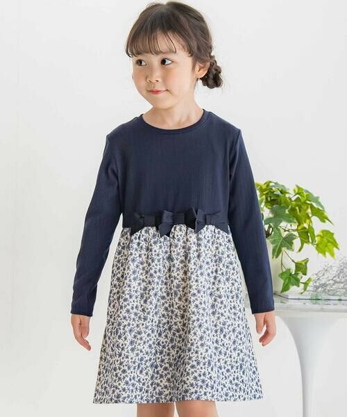 BeBe Petits Pois Vert / ベベ プチ ポワ ヴェール ミニ丈・ひざ丈ワンピース | 【店舗限定】リブ+ネル花柄ドッキング長袖ワンピース(95~150cm)(ネイビー系)