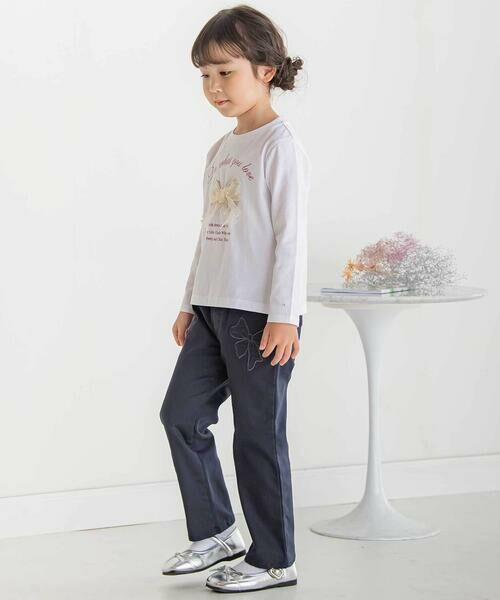 BeBe Petits Pois Vert / ベベ プチ ポワ ヴェール その他パンツ | 【店舗限定】リボン刺しゅうカラーデニムロングパンツ(95~160cm) | 詳細2