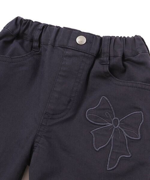 BeBe Petits Pois Vert / ベベ プチ ポワ ヴェール その他パンツ | 【店舗限定】リボン刺しゅうカラーデニムロングパンツ(95~160cm) | 詳細5
