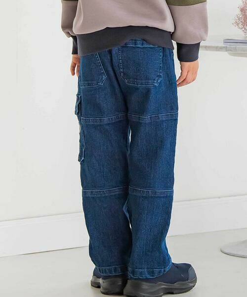 BeBe Petits Pois Vert / ベベ プチ ポワ ヴェール デニムパンツ | 【店舗限定】カーゴ刺しゅうストレッチデニムパンツ(95~160cm) | 詳細17