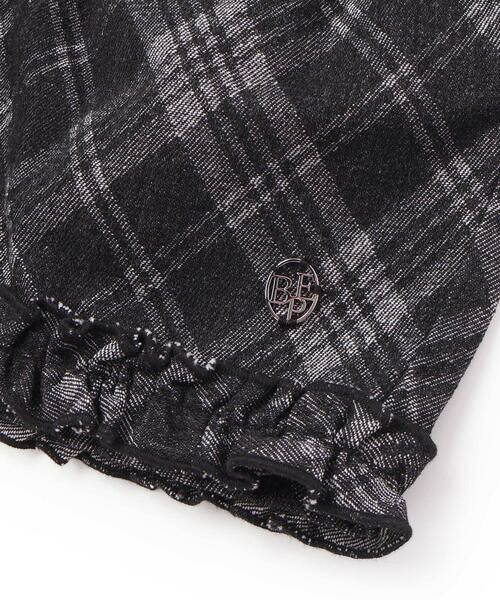 BeBe Petits Pois Vert / ベベ プチ ポワ ヴェール ショート・ハーフ・半端丈パンツ | 【店舗限定】チェック柄デニムキュロットパンツ(95~150cm) | 詳細4