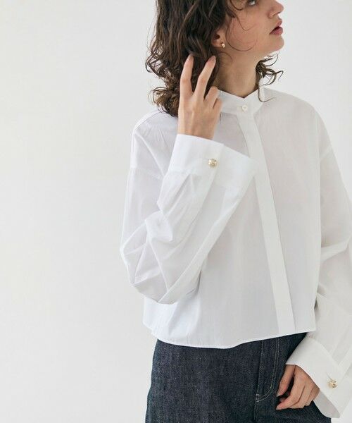 BEIGE, / ベイジ, シャツ・ブラウス | 【洗える】MAGNOLIA / ゴールド釦コットンショート丈ブラウス | 詳細1