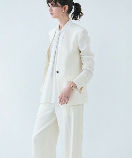 454 新品 BEIGE, ベイジ CAROLE ノーカラージャケット 0 CAROLE ／ ノーカラージャケット（JKCWCM0730