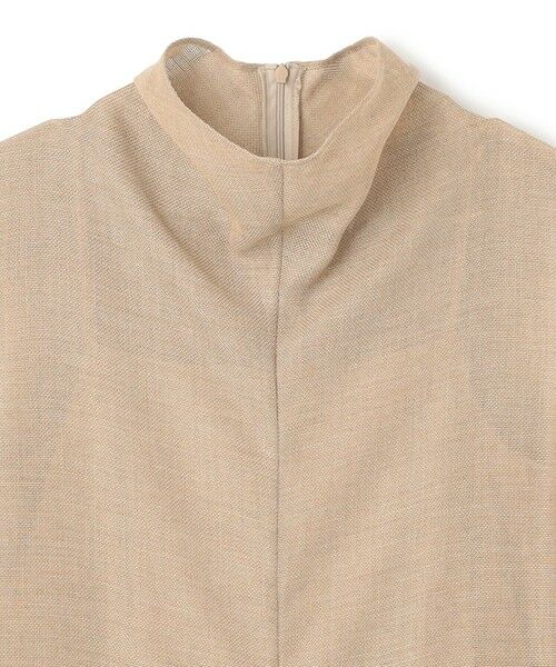 BEIGE, / ベイジ, ロング・マキシ丈ワンピース | 【洗える・吸水速乾・防シワ・eclat 7・8月号掲載】LIATRIS / オフタートルノースリーブワンピース | 詳細5