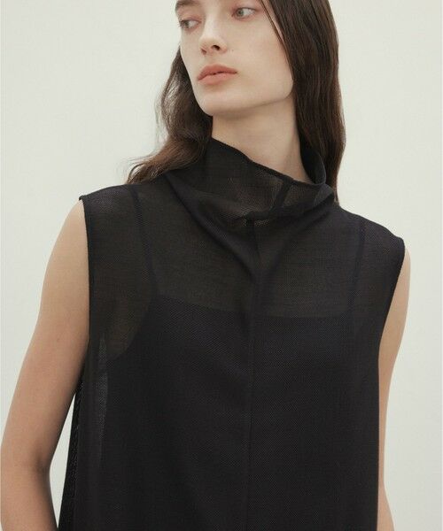 BEIGE, / ベイジ, ロング・マキシ丈ワンピース | 【洗える・吸水速乾・防シワ・eclat 7・8月号掲載】LIATRIS / オフタートルノースリーブワンピース | 詳細11