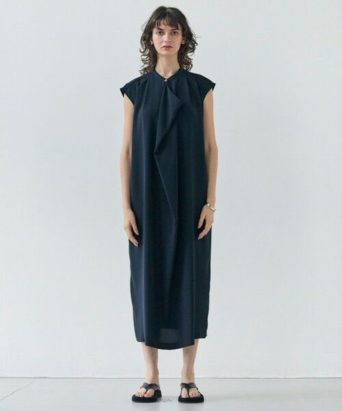 BEIGE, / ベイジ, ロング・マキシ丈ワンピース | 【洗える】FLEUR / フロントドレープノースリーブドレス | 詳細4