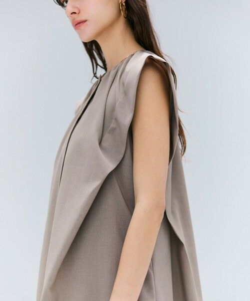 BEIGE, / ベイジ, ロング・マキシ丈ワンピース | 【洗える/接触冷感/速乾/UVケア対応】BATEAU / フレンチスリーブAラインタックワンピース | 詳細2