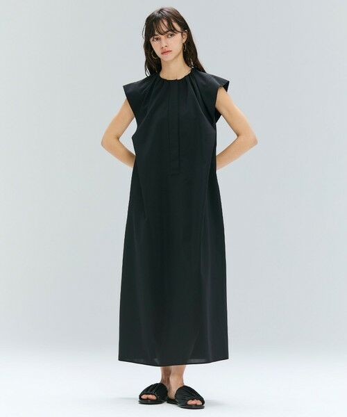 BEIGE, / ベイジ, ロング・マキシ丈ワンピース | 【洗える/接触冷感/速乾/UVケア対応】BATEAU / フレンチスリーブAラインタックワンピース | 詳細14