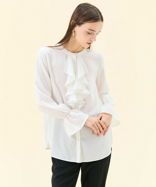 BEIGE, / ベイジ, シャツ・ブラウス | 【WEB限定・洗える】CLARION / バンドカラーフリルブラウス | 詳細1