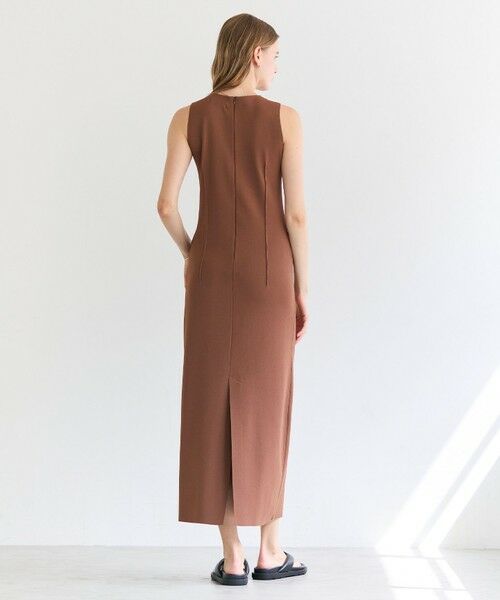 BEIGE, / ベイジ, ロング・マキシ丈ワンピース | LABRADO / ダーツニット ロングワンピース | 詳細9