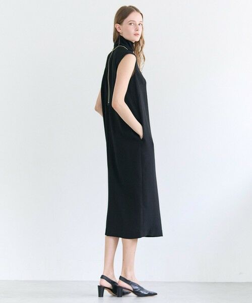 BEIGE, / ベイジ, ロング・マキシ丈ワンピース | FLEUR / 異素材ネック ロングワンピース | 詳細15