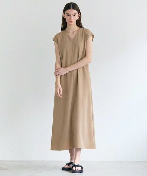 BEIGE, / ベイジ, ロング・マキシ丈ワンピース | VIRGILE / Vネックリラックスワンピース | 詳細1