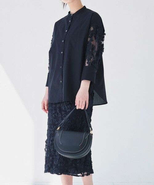 お盆まで限定値下げ♡華やかレースブラウス Reflect ブラウス シャツ 「SALE／手洗い可能」涼しげ刺繍レース