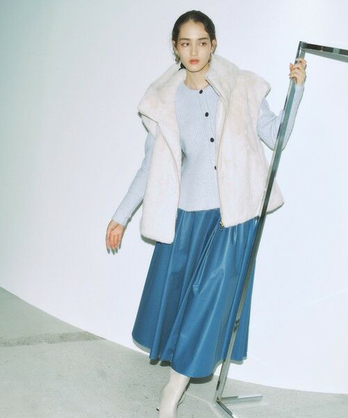 BIANCA / ビアンカ その他アウター | 【トレンドコーデ】中わた入りフーデッドファージレ | 詳細4