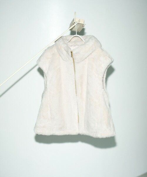 BIANCA / ビアンカ その他アウター | 【トレンドコーデ】中わた入りフーデッドファージレ | 詳細5