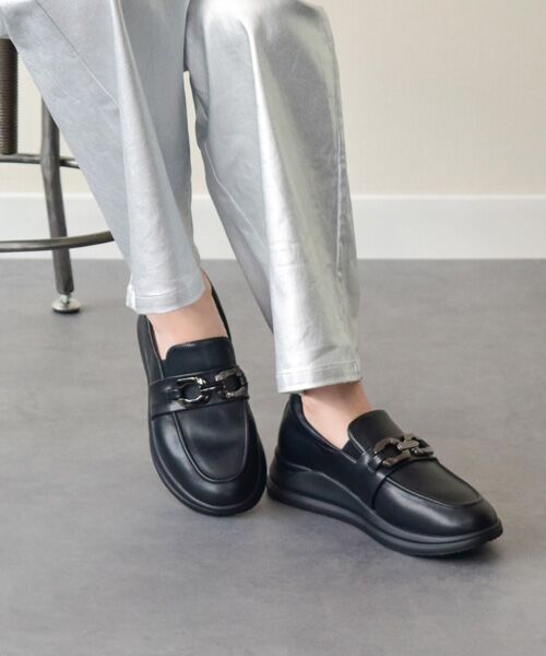 Bridget Birkin/ブリジットバーキン 【ROUND ABOUT】メタル飾りローファースニーカー ブラック 23